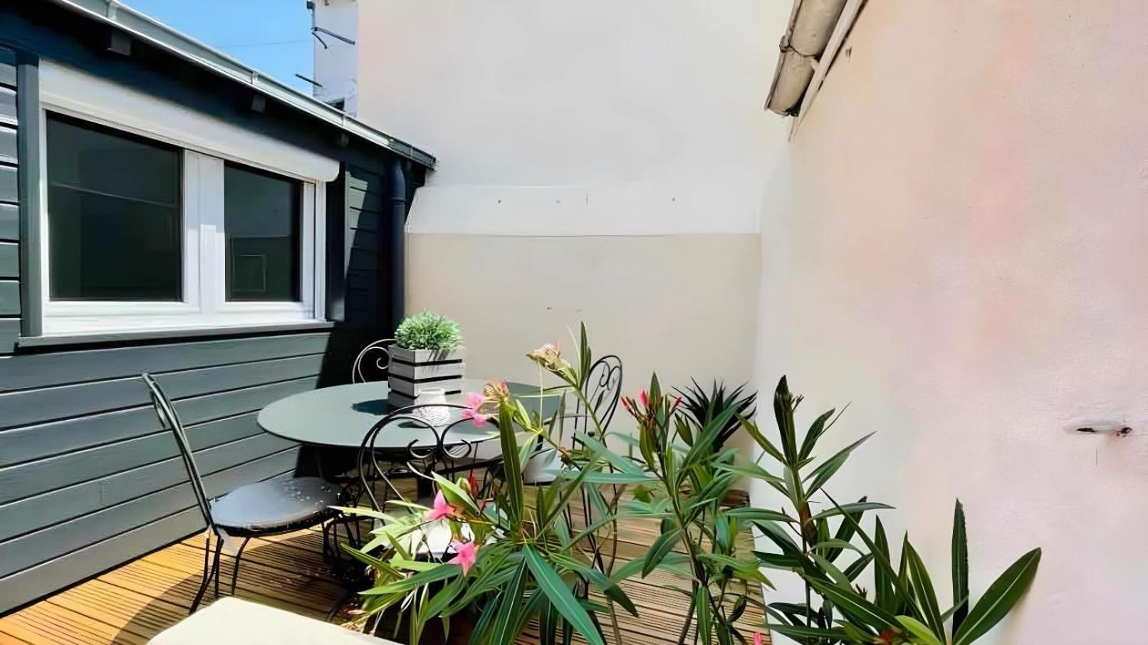 Agreable Maison Renovee En Hyper Centre Avec Patio Pornic Esterno foto