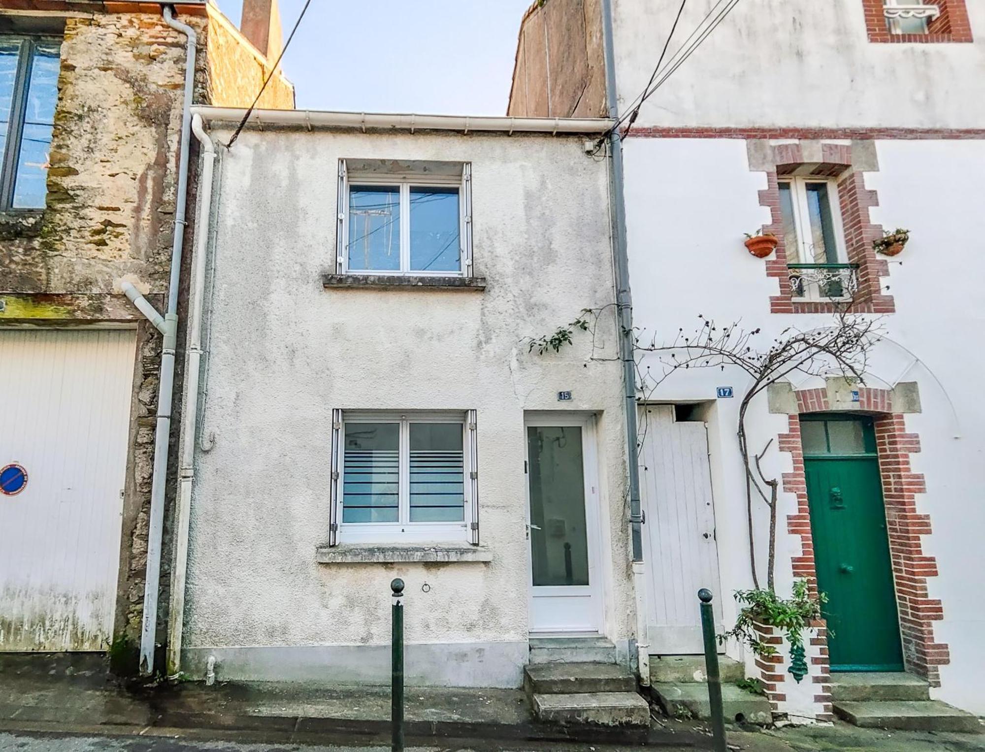 Agreable Maison Renovee En Hyper Centre Avec Patio Pornic Esterno foto