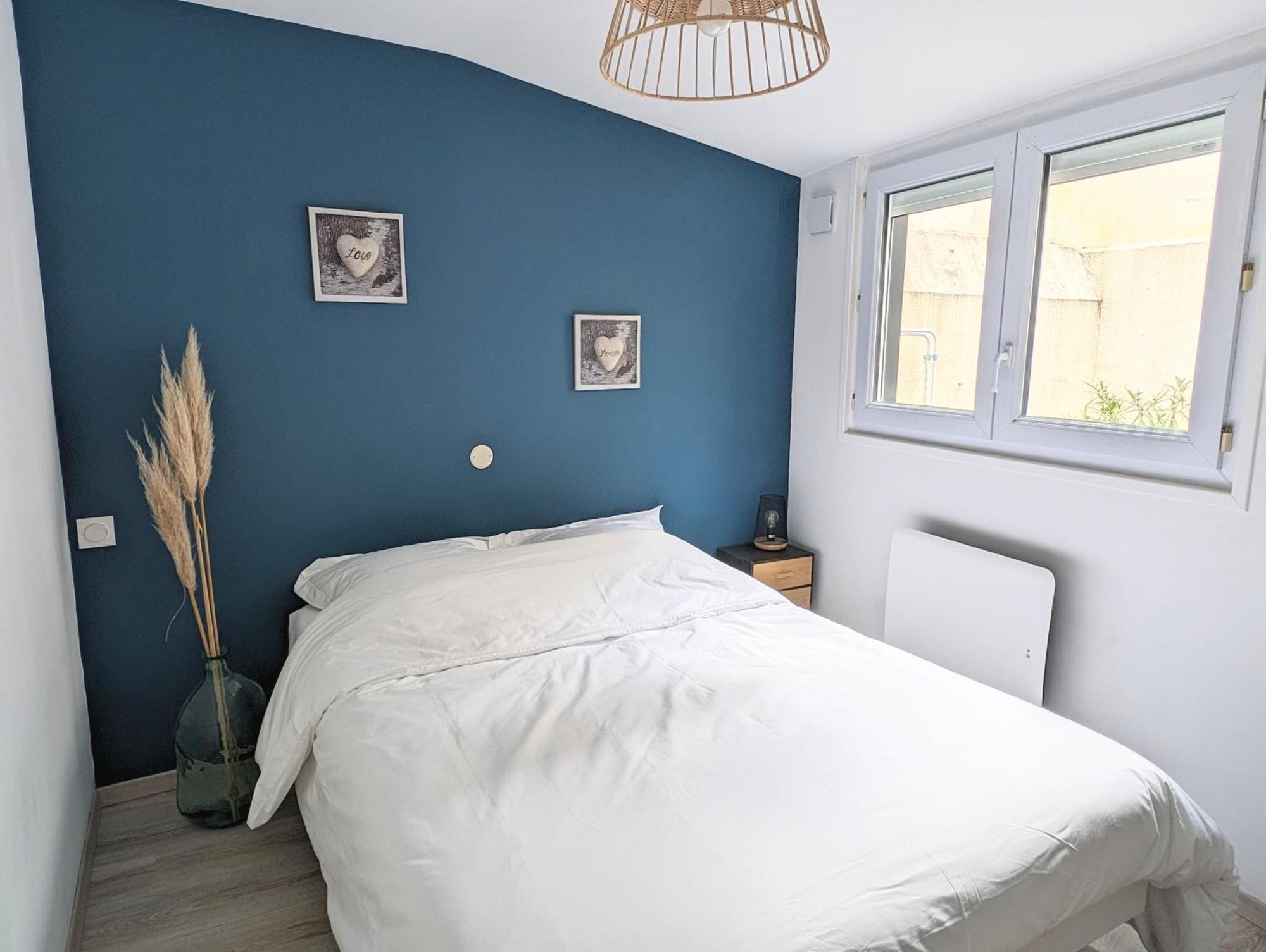 Agreable Maison Renovee En Hyper Centre Avec Patio Pornic Esterno foto